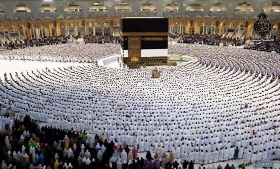 صورة بانورامية لمسجد النبي في المدينة المنورة عند غروب الشمس - عمرة 2025